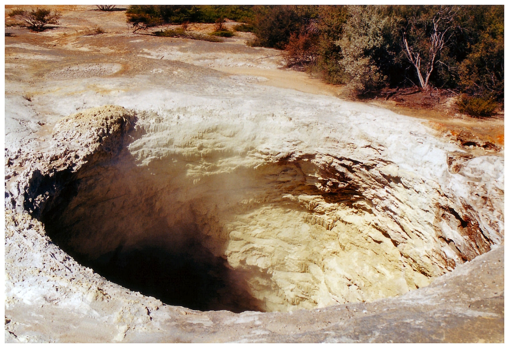 04 - Hell's Gate (3).jpg